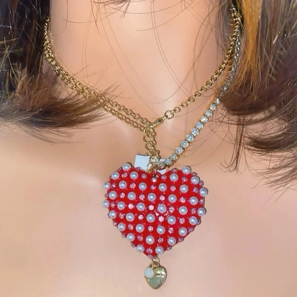 Betsey Johnson Faux Pearl & Pink Rhinestone Red Heart Necklace - Picture 2 of 9